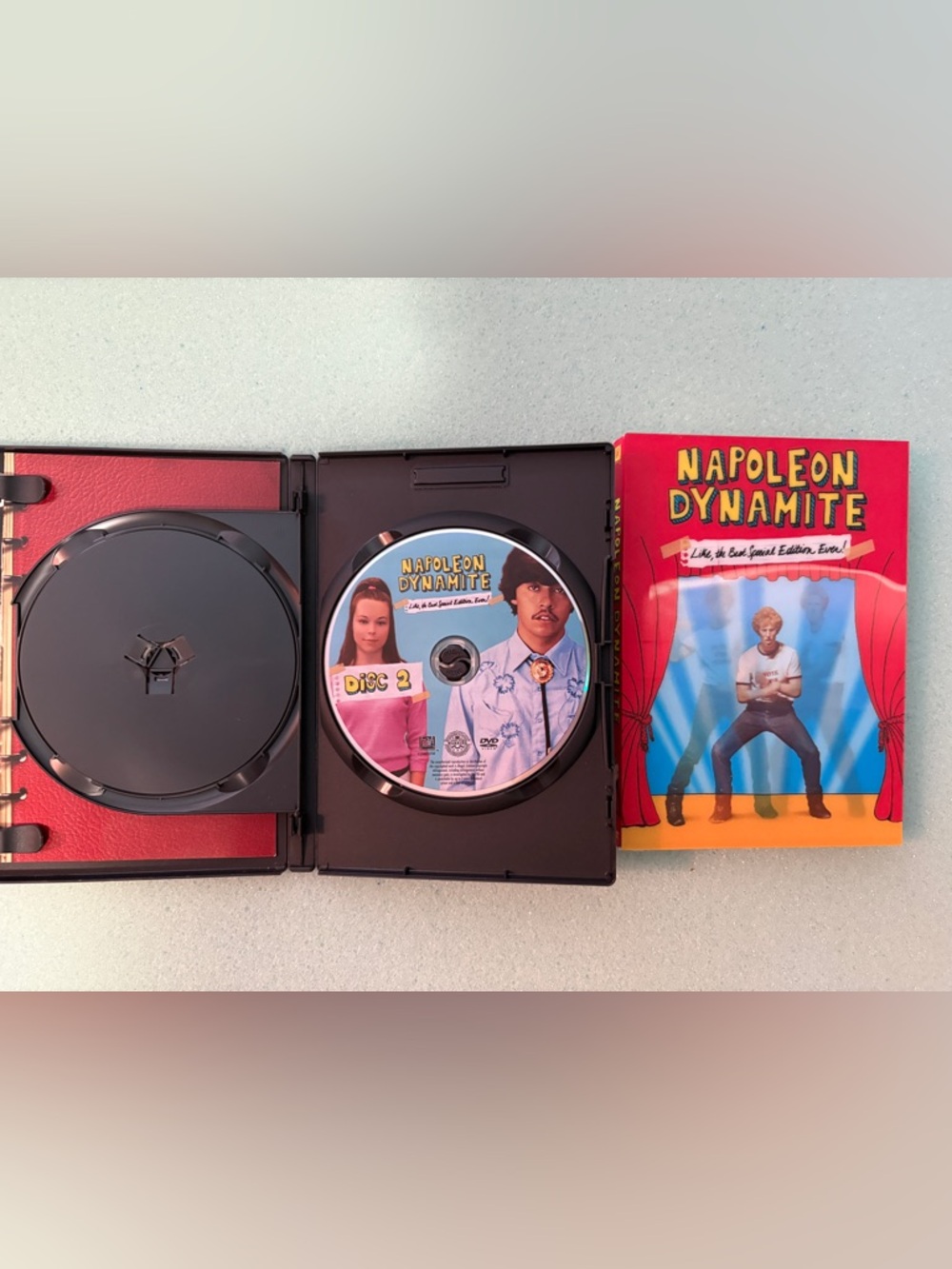 Napoleon Dynamite DVD Special Edition Movie Set - Picture 5 of 7